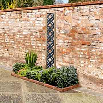 Forest 5'11 x 1' Grey Painted Wooden Diamond Lattice Panel (1.8m x 0.3m)