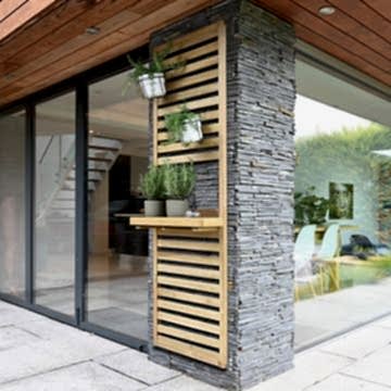 5���11 Forest Slatted Tall Wall Planter ��� 1 Shelf (0.6m x 0.18m)