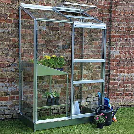 4’4 x 2’4 Halls Wall Garden 24 Small Greenhouse (1.32 x 0.69m)
