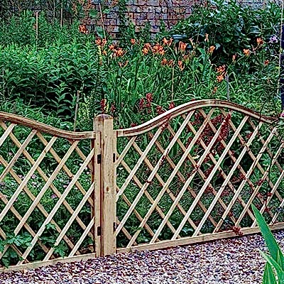 a 6x3 fence panel such as this is the ideal fencing for small gardens