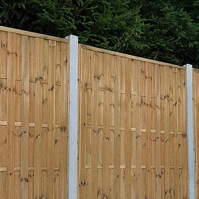How to build a hit and miss fence