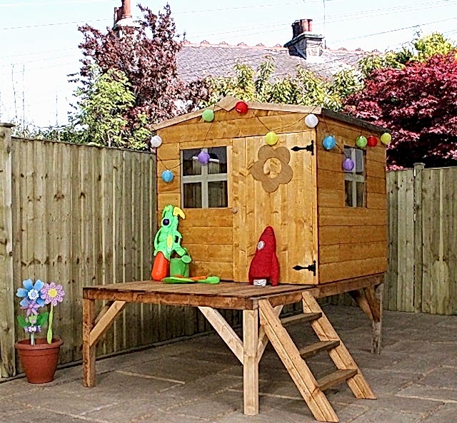 How to maintain garden structures