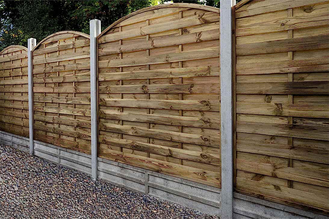 this image shows one of our decorative garden fence ideas from our list of decorative fencing ideas including outdoor fence decoration and decorative fence trellis 