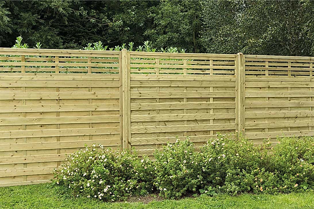 this image shows one of our decorative garden fence ideas from our list of decorative fencing ideas including outdoor fence decoration and decorative fence trellis 