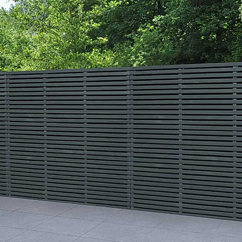 This image shows one of our coastal fencing ideas which include coastal fencing, beach fencing and the best fencing for coastal areas