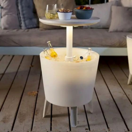 This image shows one of our outdoor bar ideas which include outdoor bar areas, best outdoor bar, outside bar areas and bars in your garden