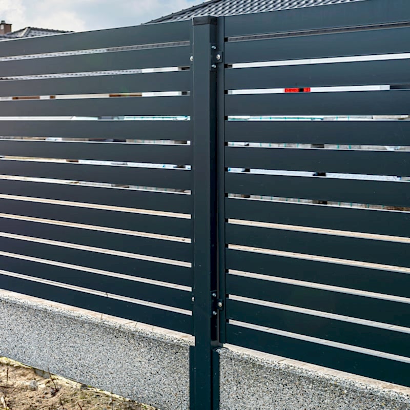 metal fence posts are long lasting fence posts