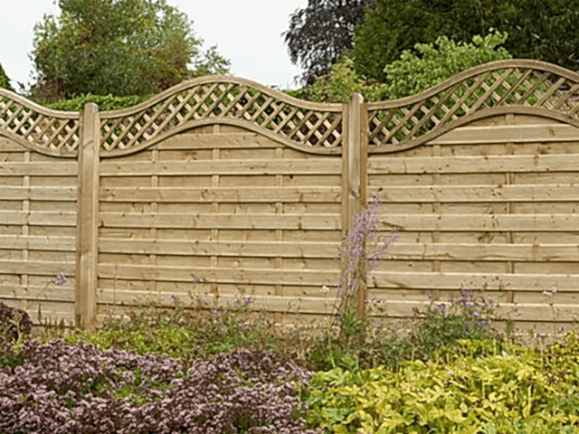 Lattice Fencing