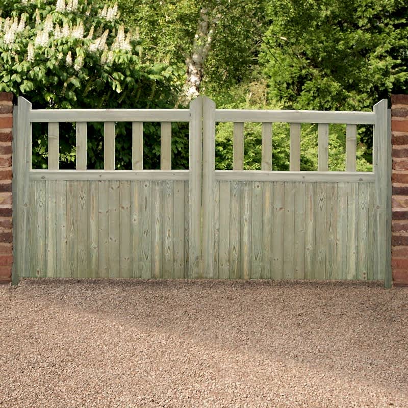 Trafford wooden driveway gates Trafford wooden driveway gates